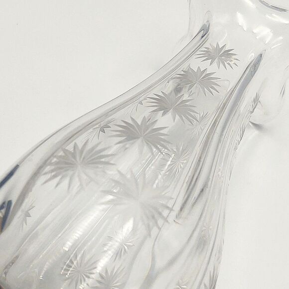 Vintage McKee Glass 8" Clear Apollo Vase Etched With Atomic Stars /Sunbu… - Picture 7 of 8